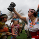 Image for article titled Photos: The real rituals of Native Americans make a beautiful protest of a phony US holiday